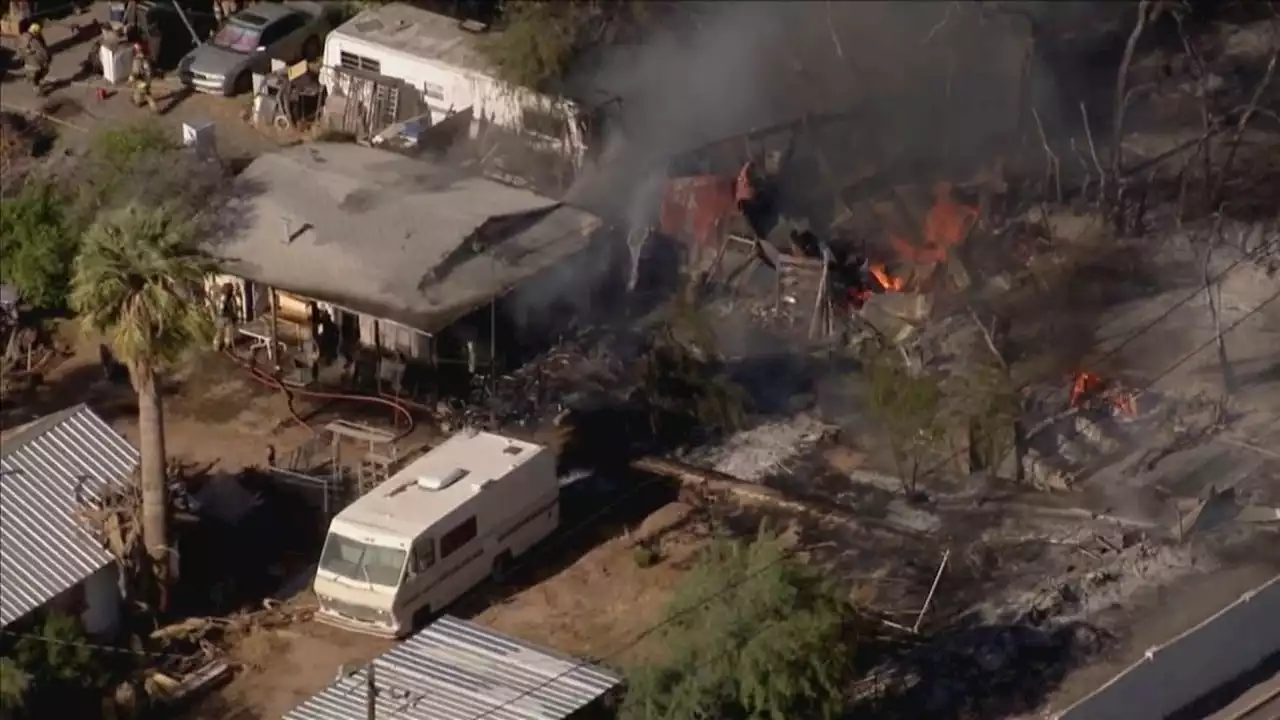 Several structures on fire in central Phoenix, more than 1,700 without power