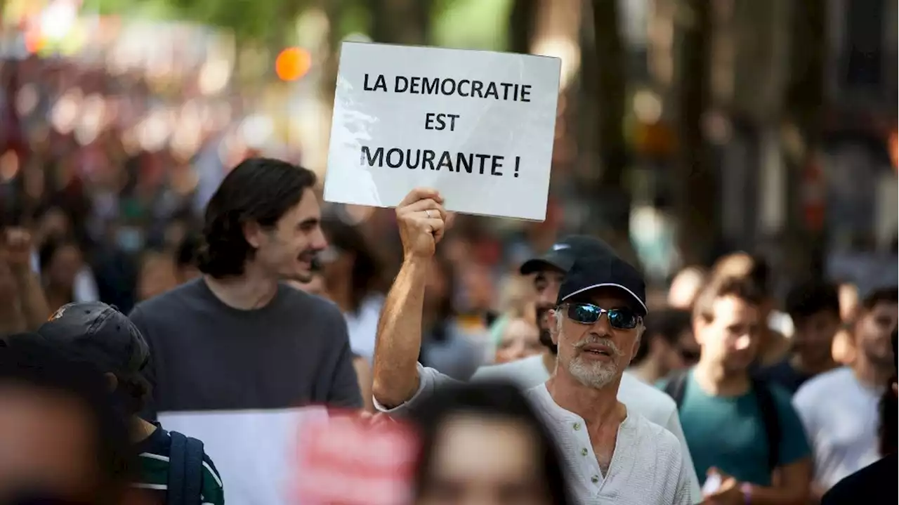 Réforme des retraites : 900 000 personnes ont manifesté en France, selon la CGT, 281 000 selon le ministère de l'Intérieur, lors de la 14e journée de mobilisation