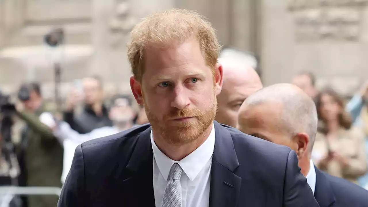 Prince Harry arrives for second day in court – photos and details