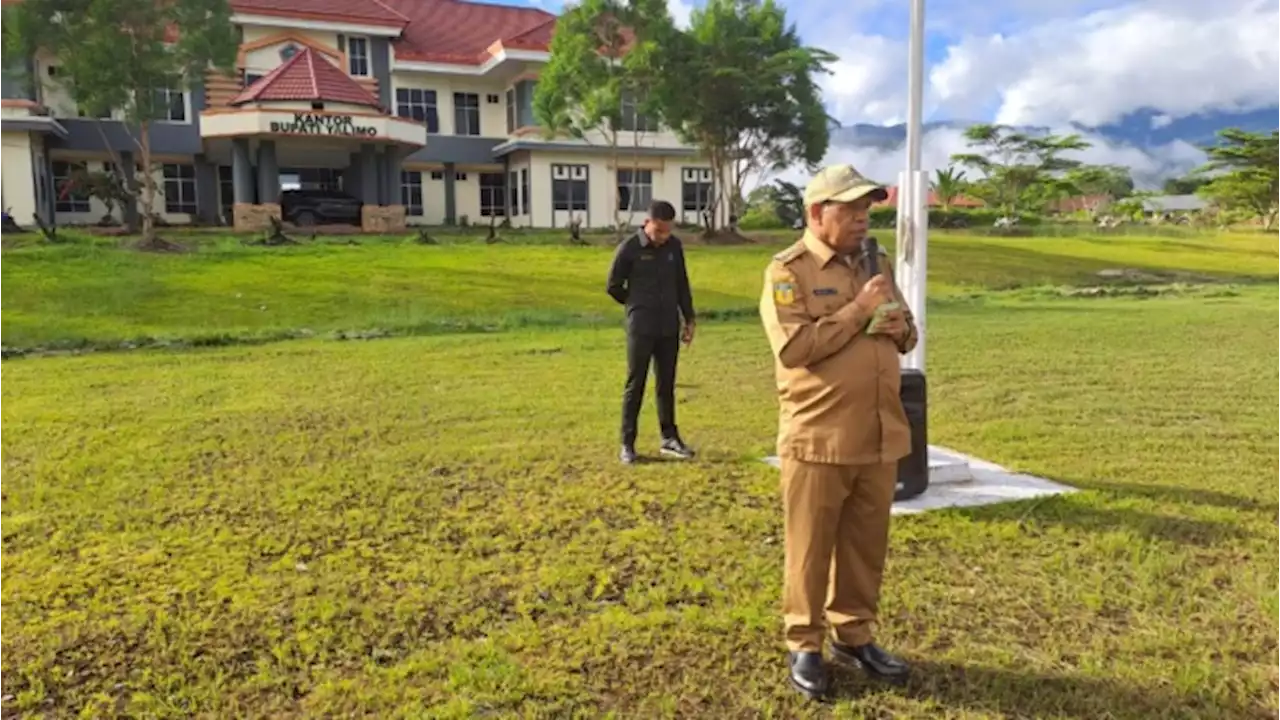 Bupati Nahor Pimpin Apel bagi ASN Yalimo