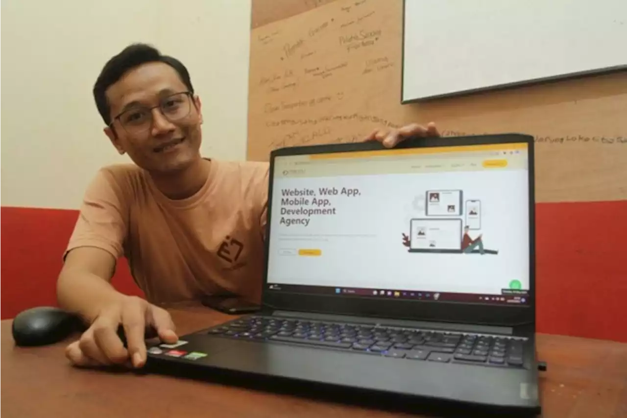 Fauzi Ghozali Ciptakan Software Bantu Pemasaran 400 UMKM