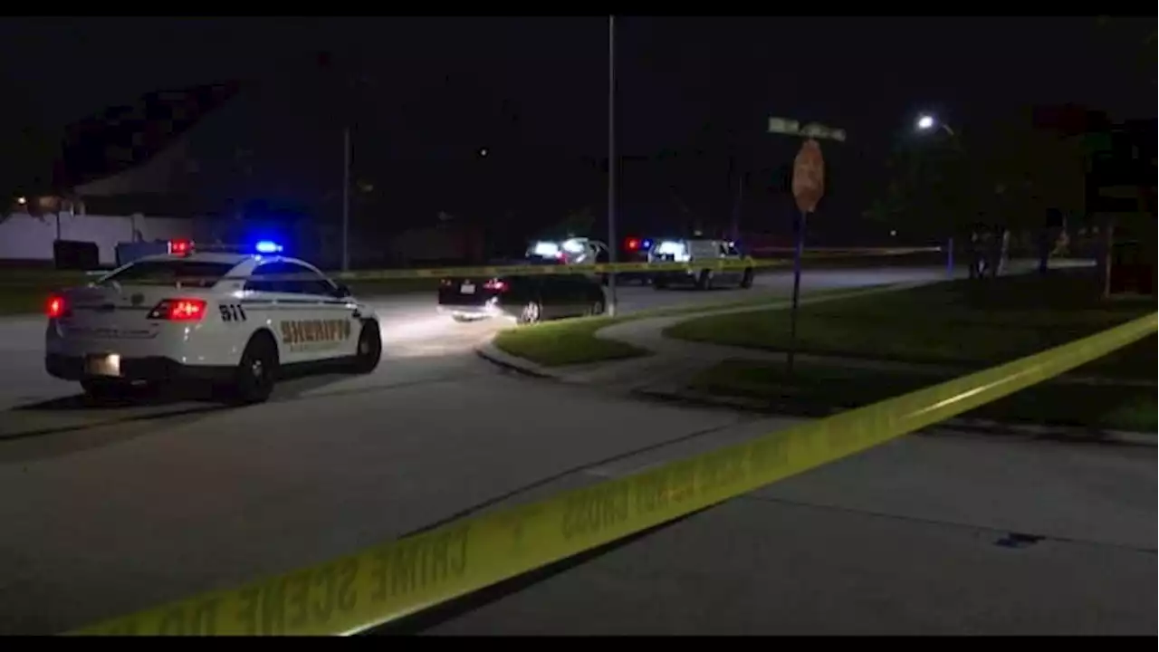 Teen killed after argument with another teen leads to shooting at basketball court near Humble