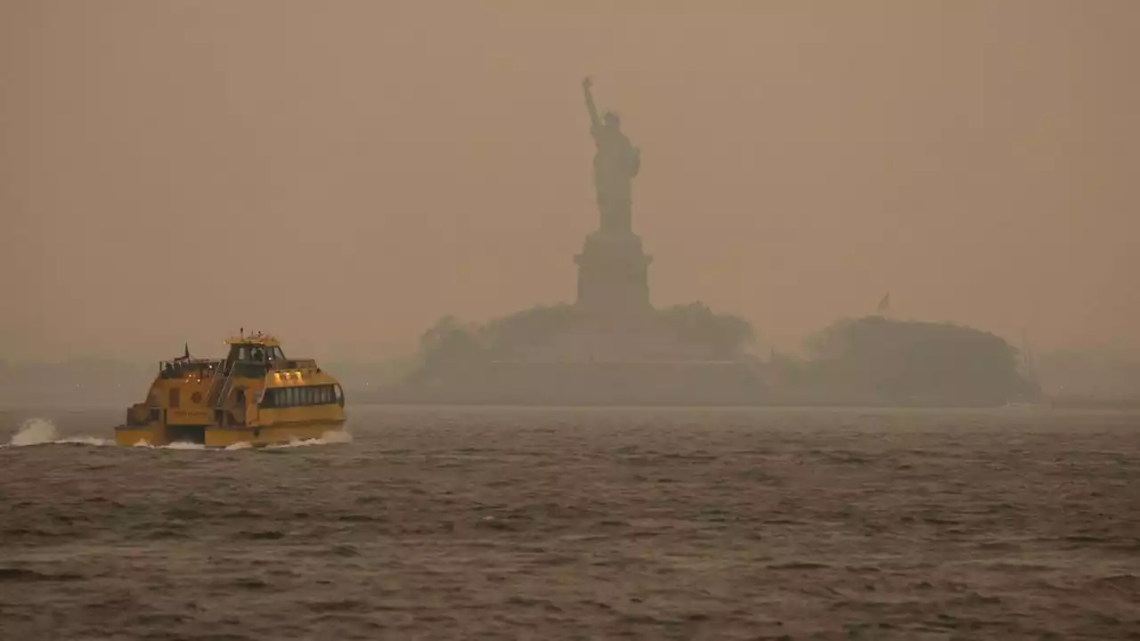 New York suffoque sous le smog des feux de forêts canadiens