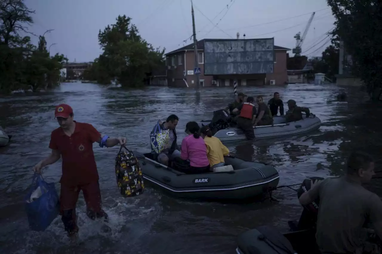 Catastrofe umanitaria | La distruzione della diga sul fiume Dnipro mette in pericolo migliaia di persone - Linkiesta.it