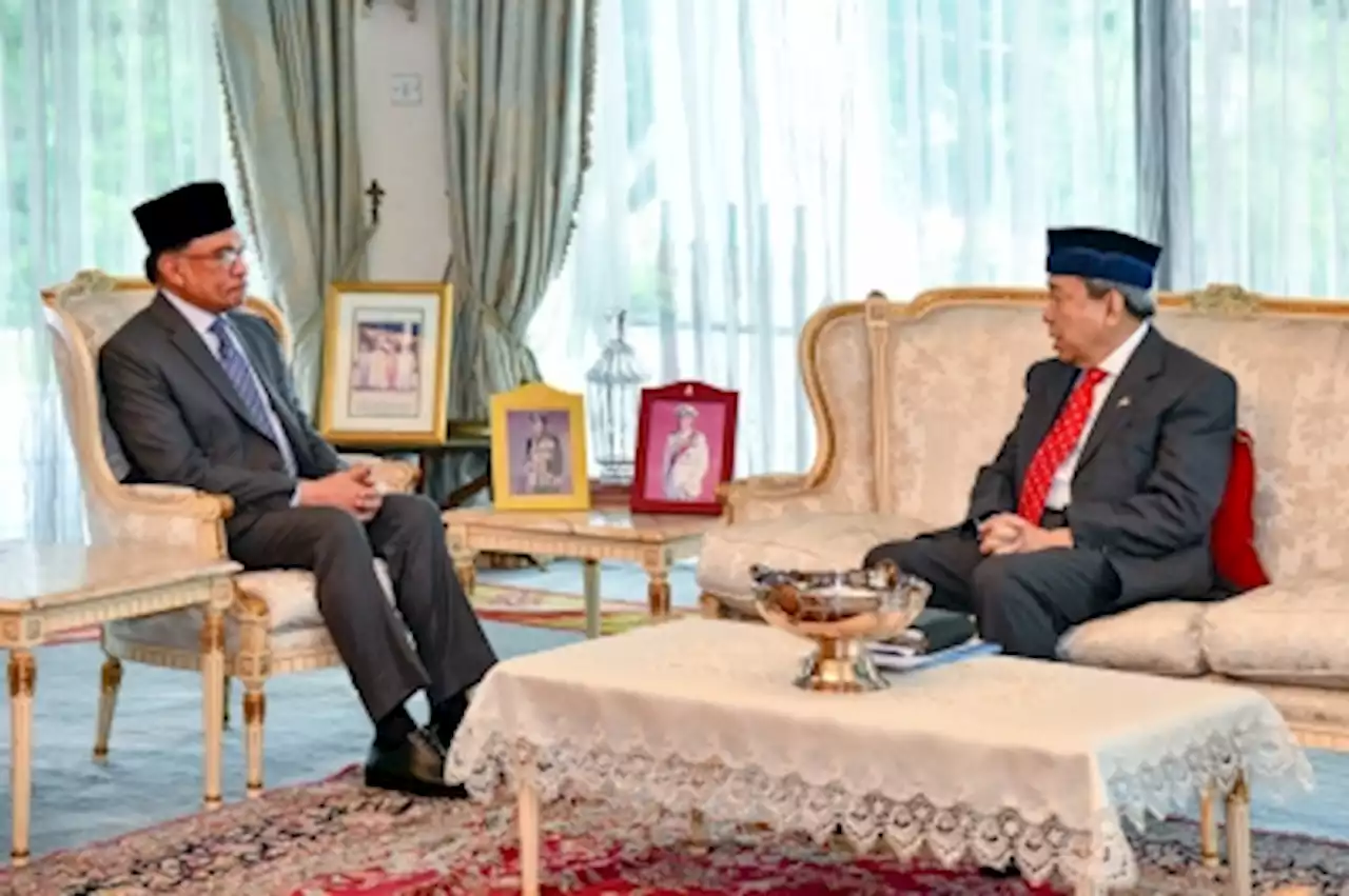 Selangor Sultan: Don’t politicise or debate ‘Allah’ issue, wait for Rulers’ final decision