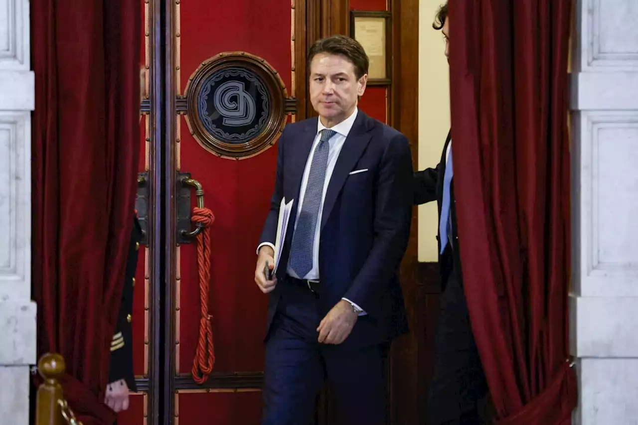 Giuseppe Conte: 'M5s aderisce al Pride, io non ci sarò per impegni familiari'