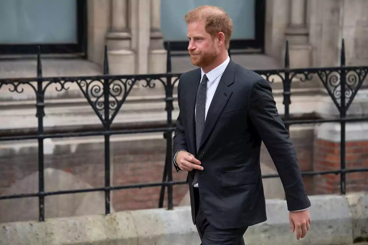 Il principe Harry in tribunale a Londra: 'Porre fine alla follia della stampa'