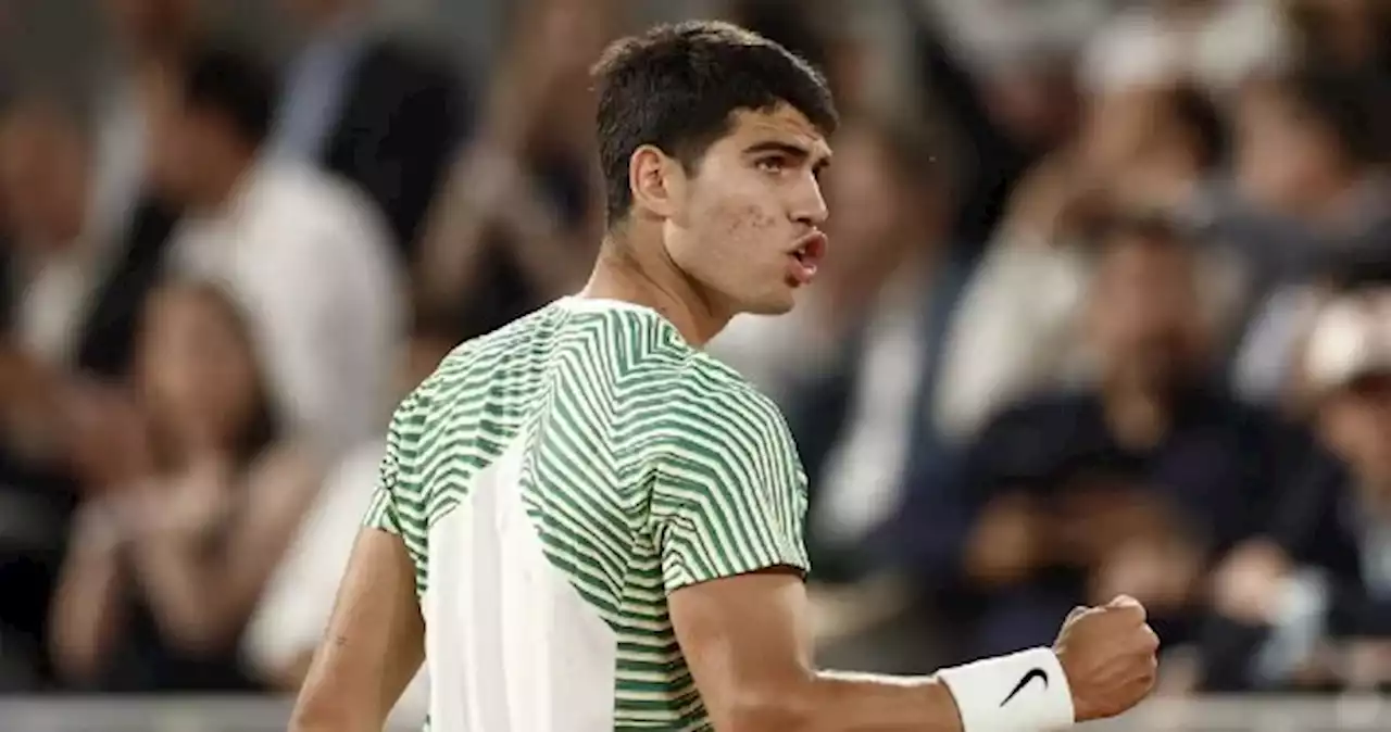 Roland Garros. Alcaraz vence a Tsitsipas y se medirá contra Djokovic