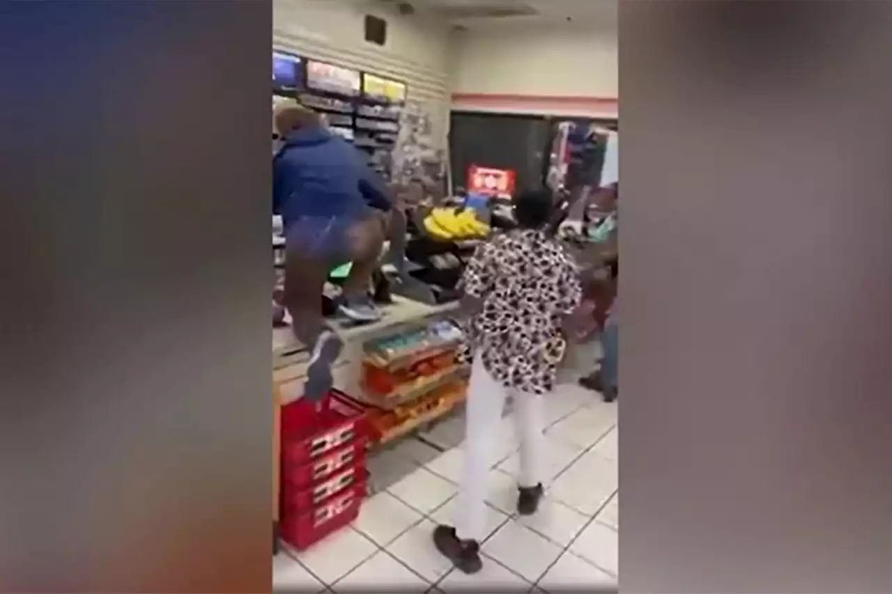 Video shows teens beat up Texas 7-Eleven clerks for refusing to sell cigar to minor