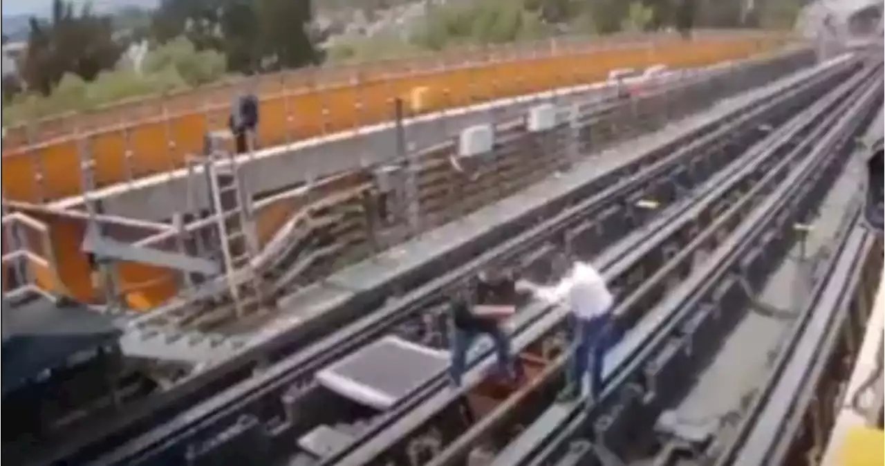 VIDEO: Trabajador del Metro cae a vías y muere electrocutado; autoridades investigan