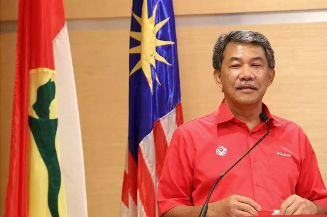 Focus on rebuilding Umno, Tok Mat tells party wings