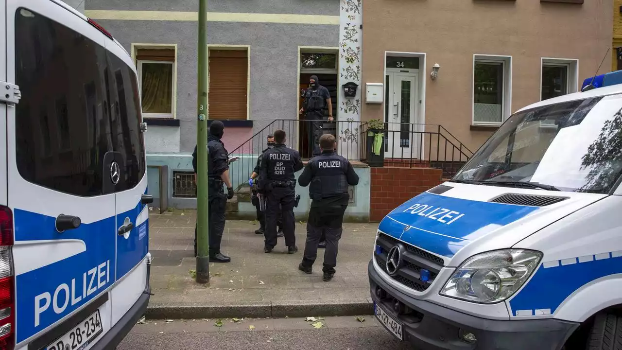 Razzia gegen mutmaßliches Schleusernetzwerk in Essen