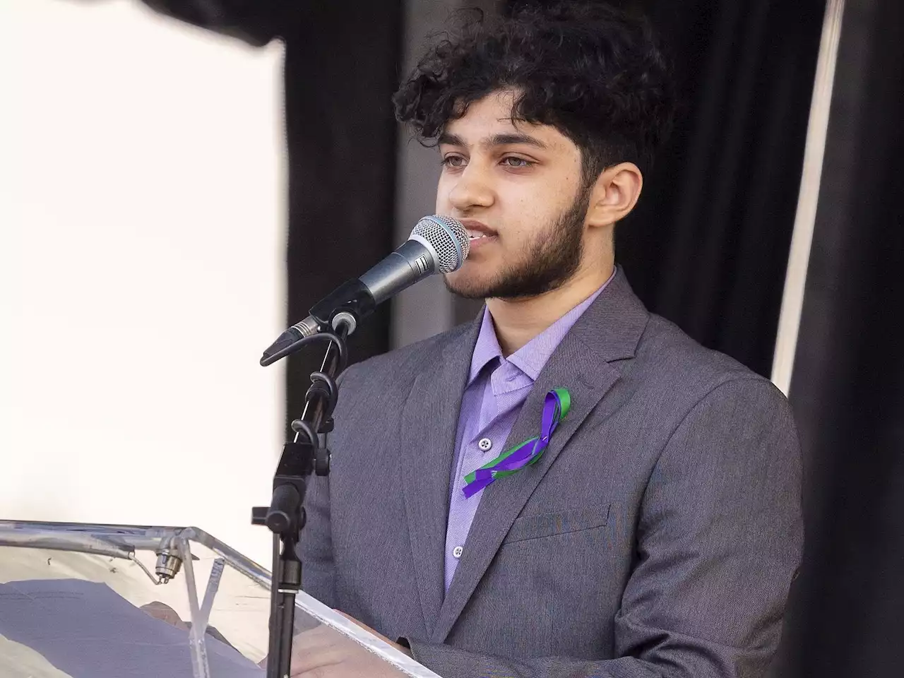 At London, Ont. vigil, relatives speak of surviving boy, Muslim family's legacy