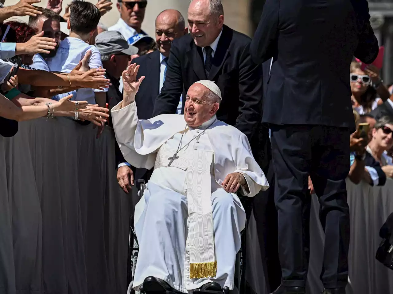 Pope Francis, 86, to undergo surgery for intestinal blockage under general anesthesia