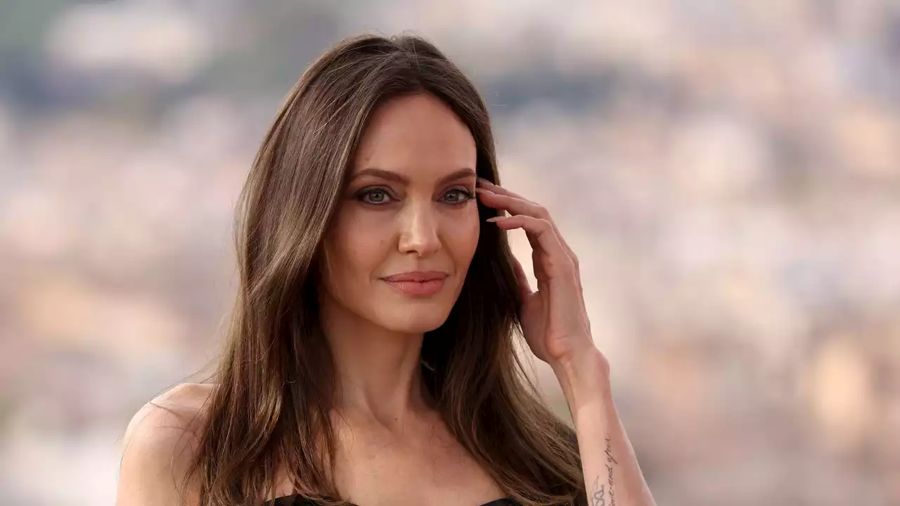 Angelina Jolie: dopo il debutto nella moda, arriva la capsule con un grande marchio del lusso