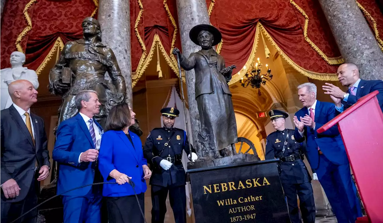 Speaker Kevin McCarthy, Nebraska lawmakers unveil Willa Cather statue in Capitol