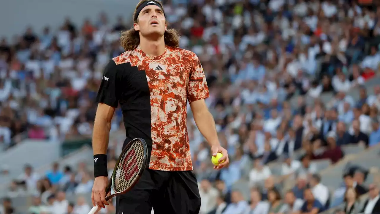 French Open: Stefanos Tsitsipas blames sleep aid melatonin after semifinal dismantling by Carlos Alcaraz