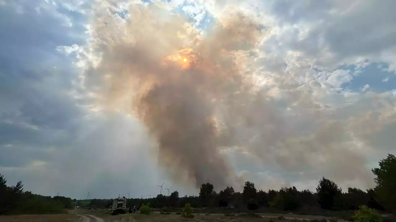 Feuer in Jüterbog neu aufgeflammt: 'Kampf gegen Windmühlen'