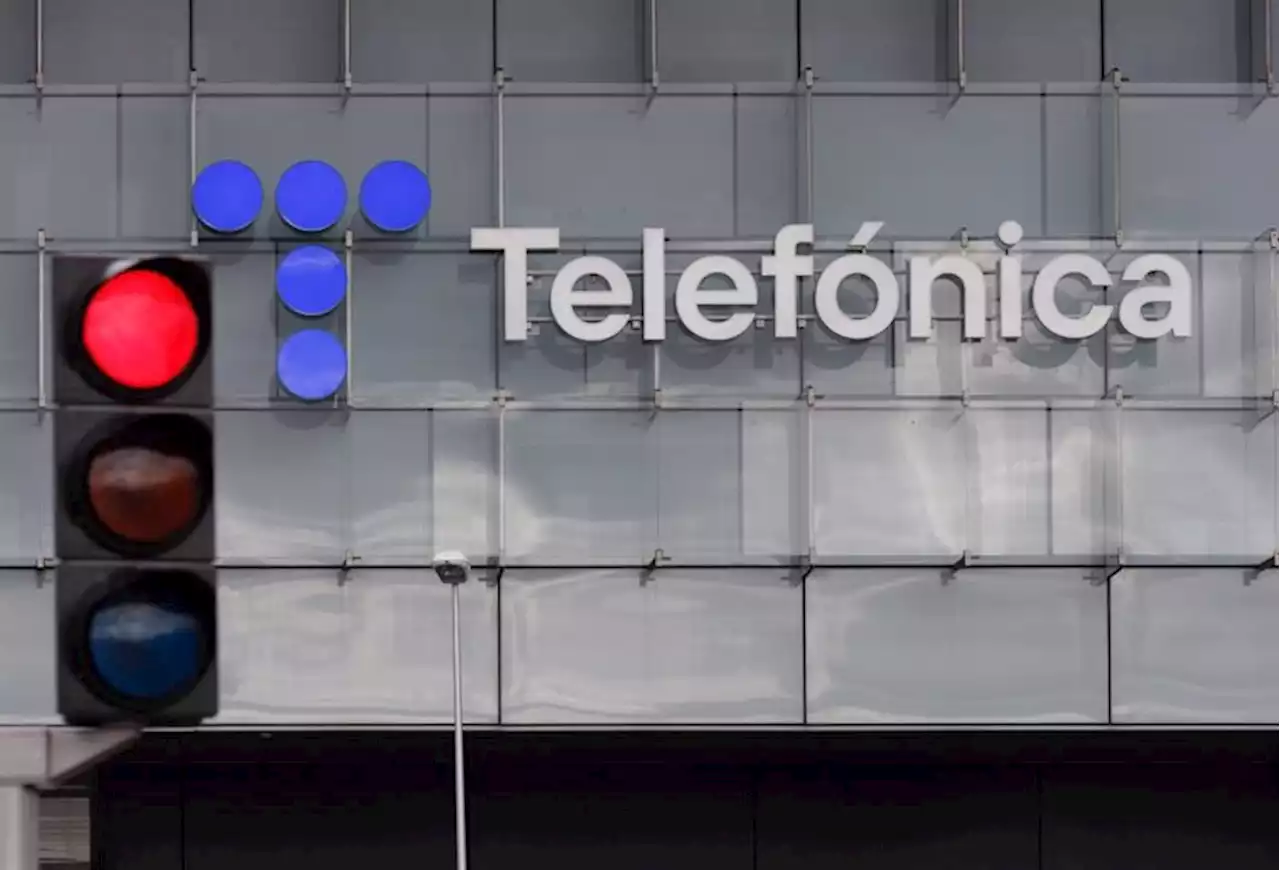 Telefónica se adjudica por 38,7 millones las telecomunicaciones vía satélite de Defensa