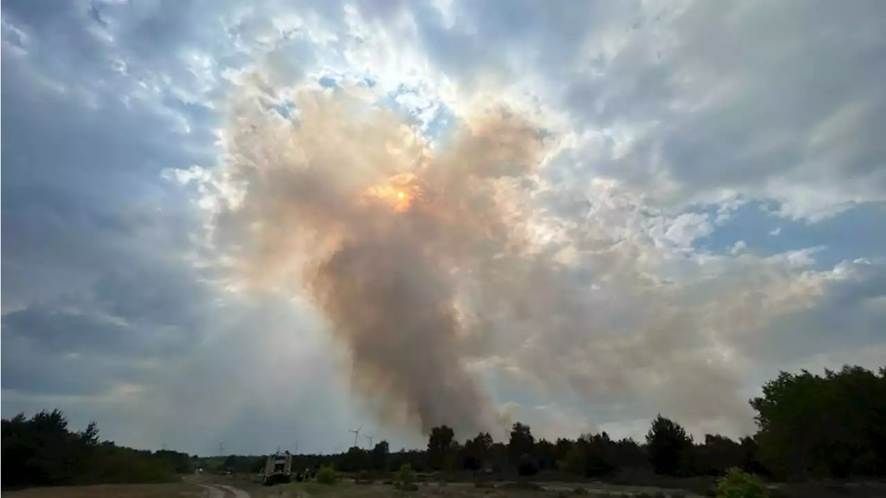 Lage bei Waldbrand bei Jüterbog beruhigt