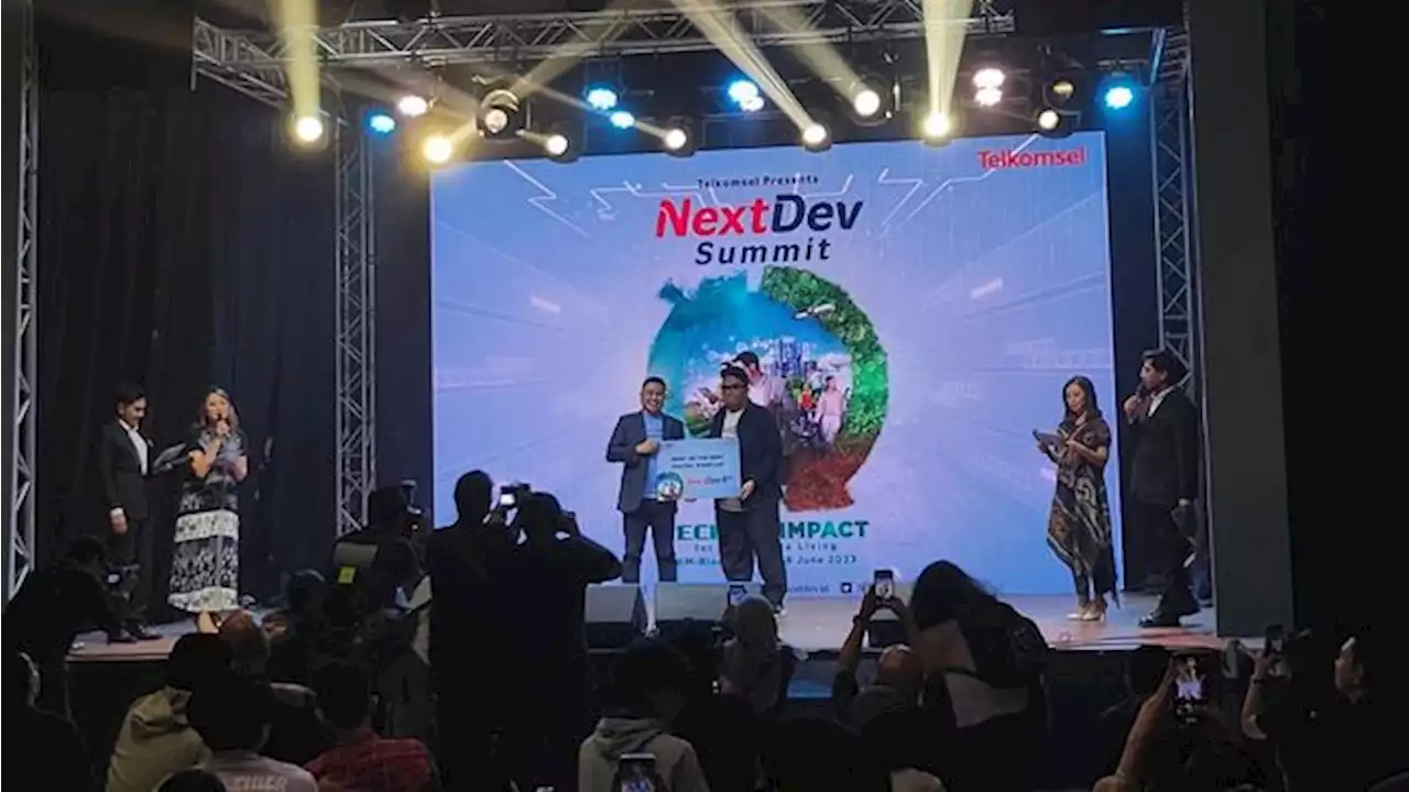 Sah! Nuxcle Raih Best of The Best Startup NextDev 2023