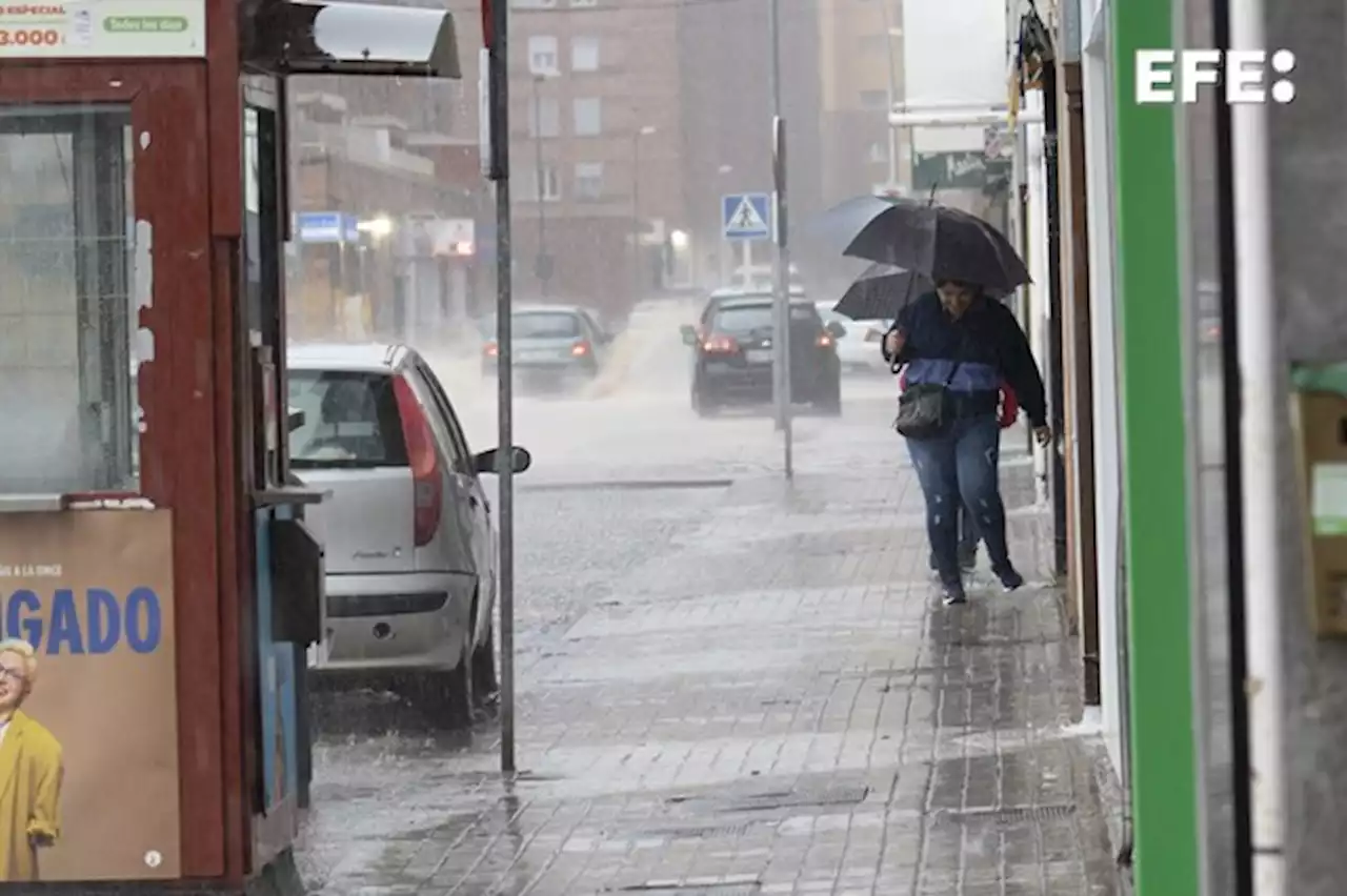 Siete comunidades en alerta amarilla por lluvias, tormentas y granizo