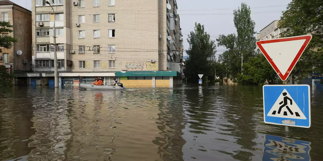 Guerre en Ukraine : une zone de plus de 600 km2 inondée après la destruction du barrage de Kakhovka