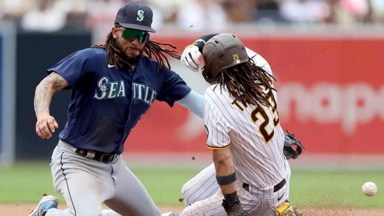 Juan Soto's five hits, Gary Sánchez HR carries Padres to 10-3 win over Mariners