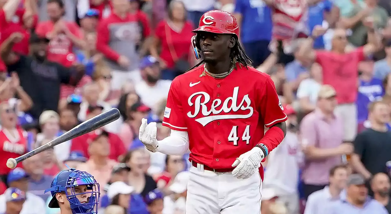 Reds top prospect Elly de la Cruz's first career home run leads to announcer's electric call during broadcast