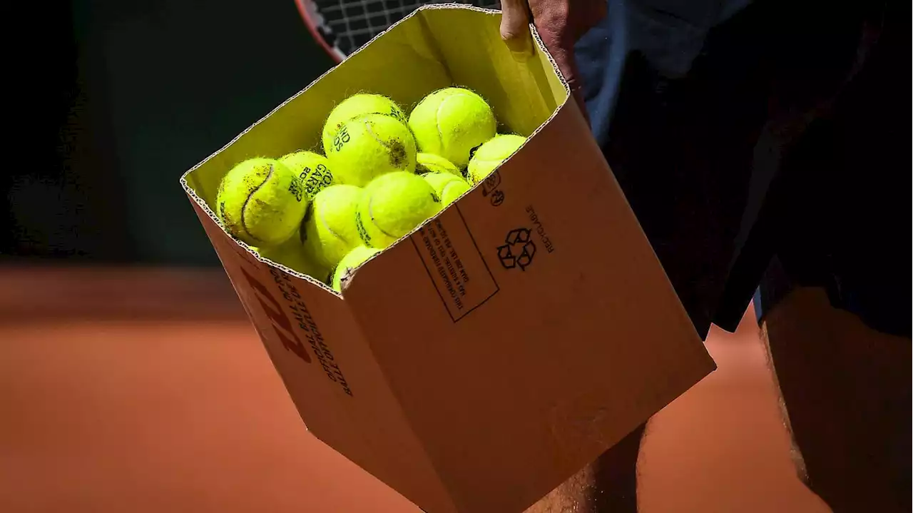 Roland-Garros 2023 : recyclage des balles de tennis, le rebond écologique