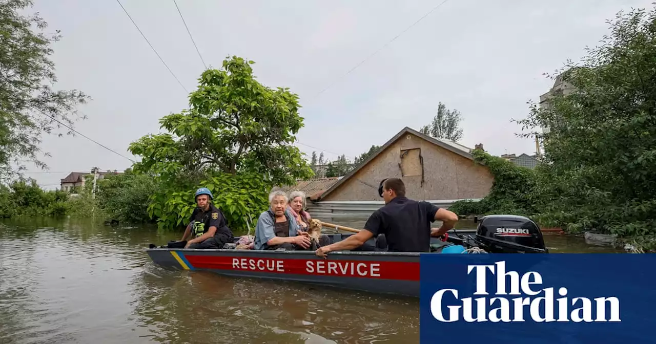 Kakhovka dam: first flooding deaths reported as Ukraine criticises global aid response