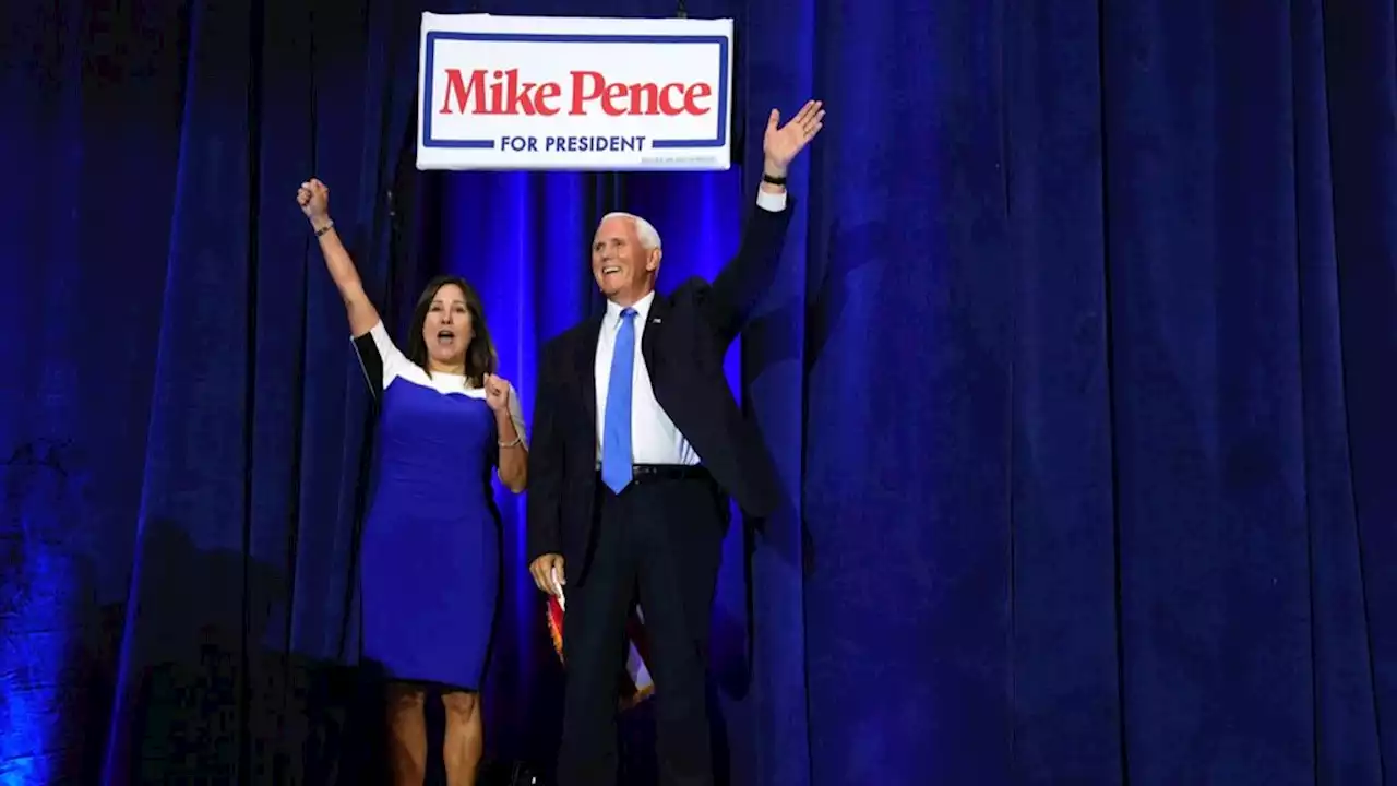 Mike Pence Bertarung Lawan Mantan Bosnya, Donald Trump