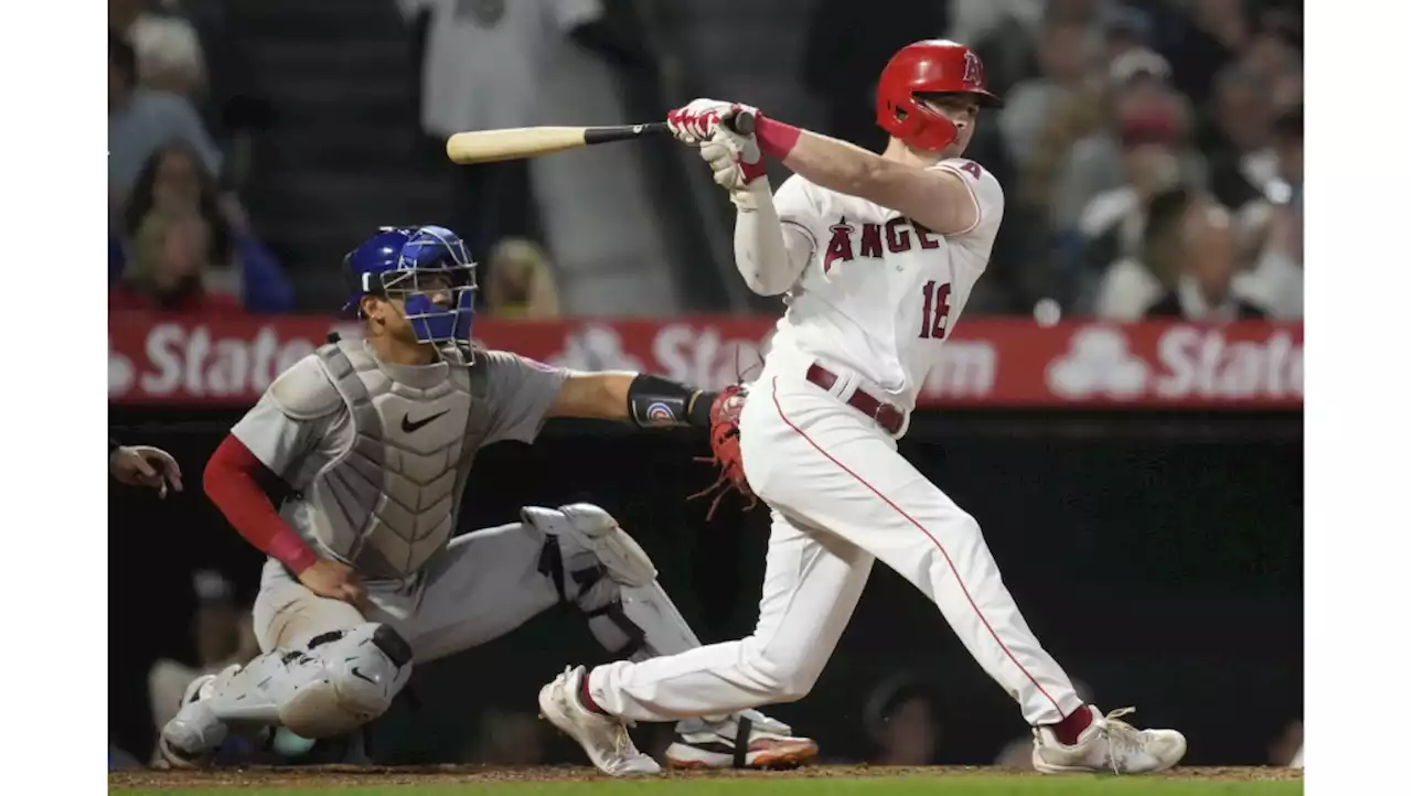 Mike Trout, Mickey Moniak use bats and gloves to lead Angels past Cubs