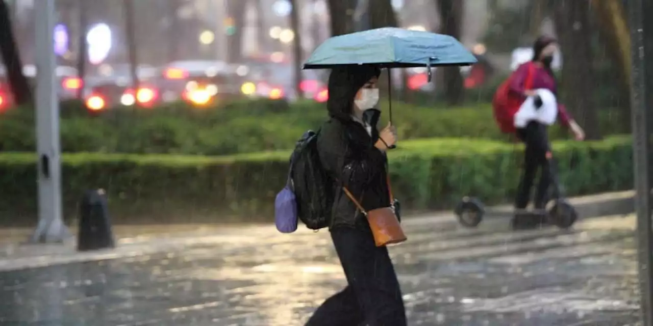 Llueve en varias alcaldías de CDMX; Metro presenta avance lento