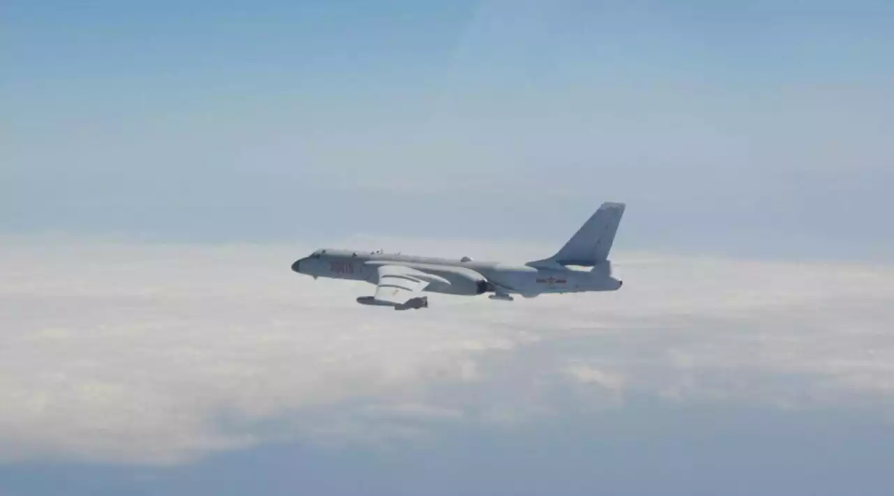 Taiwan attiva difesa aerea: incursione di 37 jet militari cinesi