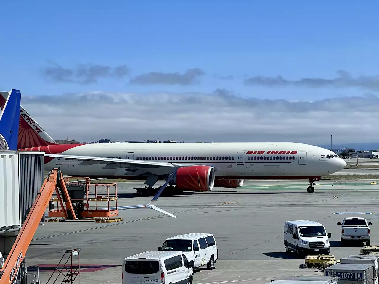 Replacement plane for diverted SFO-bound Air India flight lands in Russia