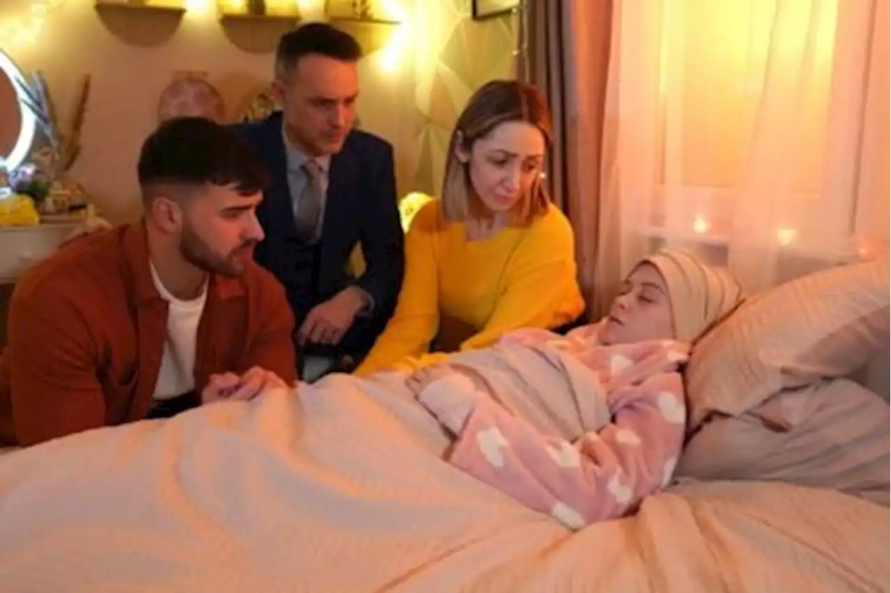 Hollyoaks fans left sobbing as Juliet Nightingale dies in heartbreaking scenes