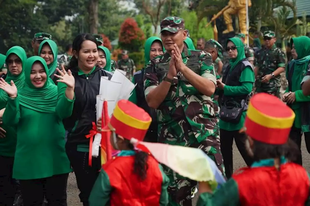 Pangdam III/Siliwangi : Keluarga Prajurit Yonif 310/KK yang Ditinggal Perlu Diperhatikan