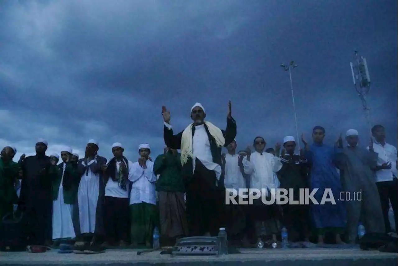 Jangan Lewatkan Berdoa atau Dzikir dengan Asmaul Husna, Ini Pengaruhnya untuk Muslim |Republika Online