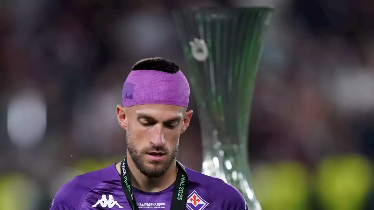 Dagli scontri alla beffa in campo: la notte viola della Fiorentina