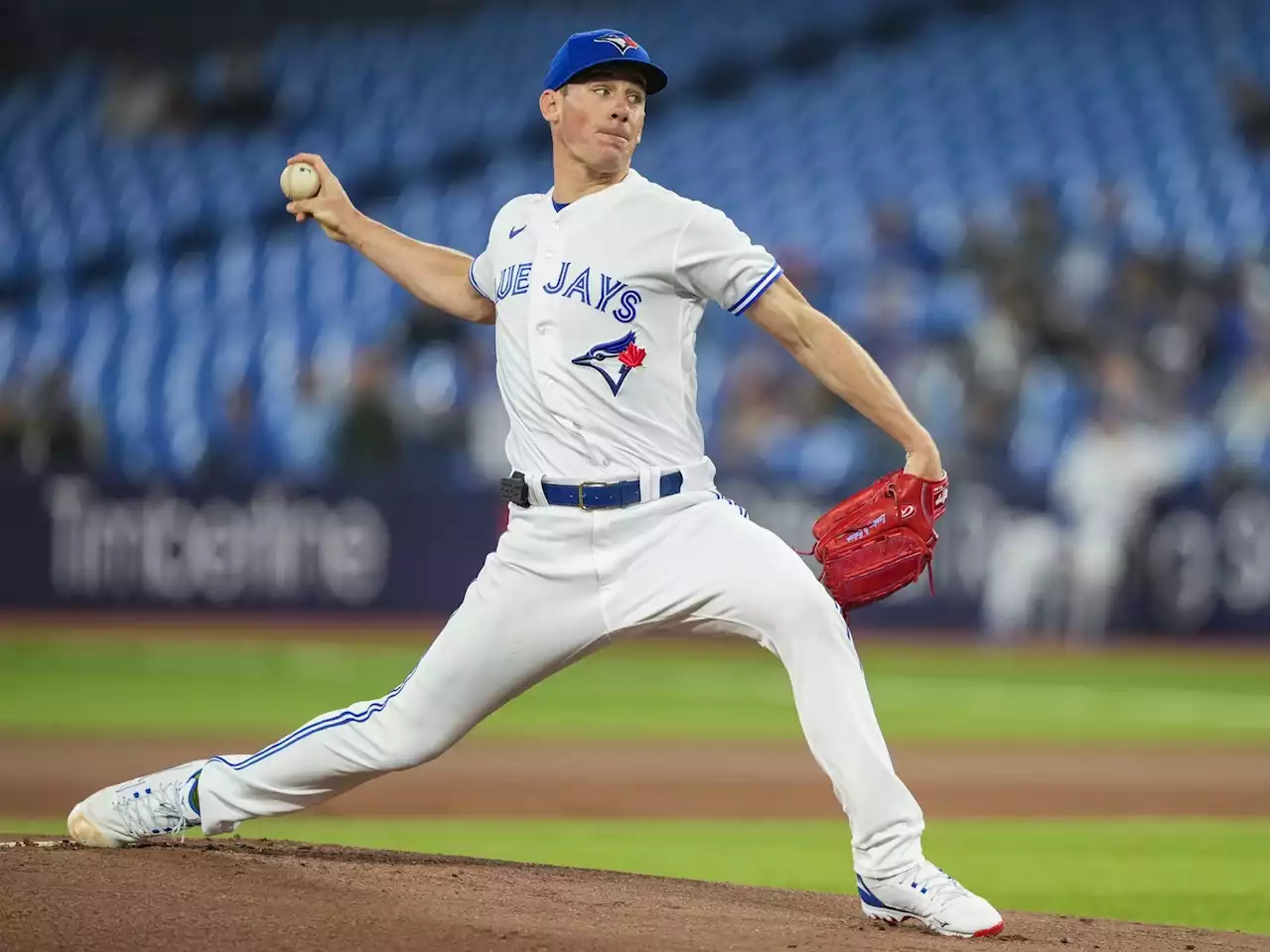 Chris Bassitt tosses gem as Blue Jays combine pitching and defence to subdue Astros