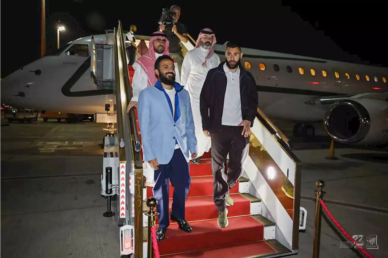 Karim Benzema llega a Arabia Saudita para su presentación con Al-Ittihad