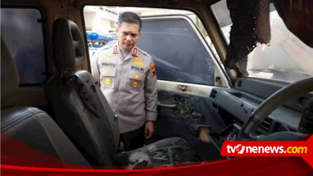 Mobil Aktivis Forum Masyarakat Pekalongan Bersatu Dibakar Orang Tak Dikenal