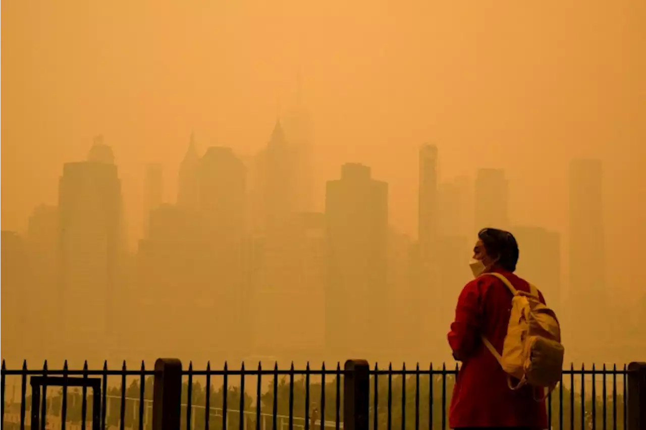 EUA e Canadá pedem para população usar máscara devido a fumaça de incêndio