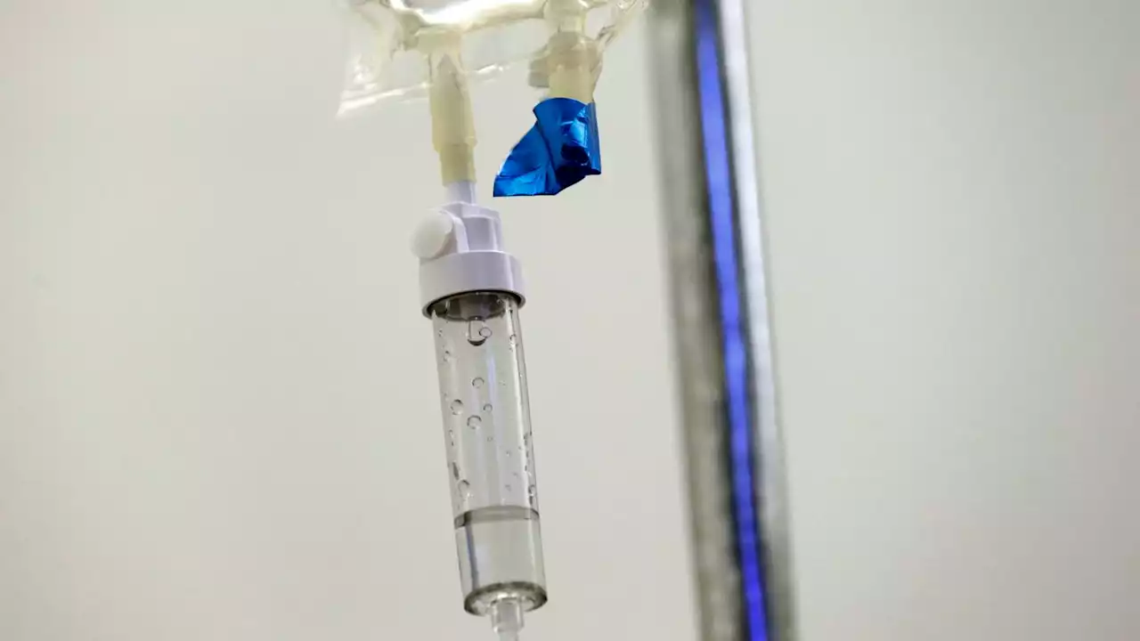 Cancer centers say US chemotherapy shortage is leading to treatment complications