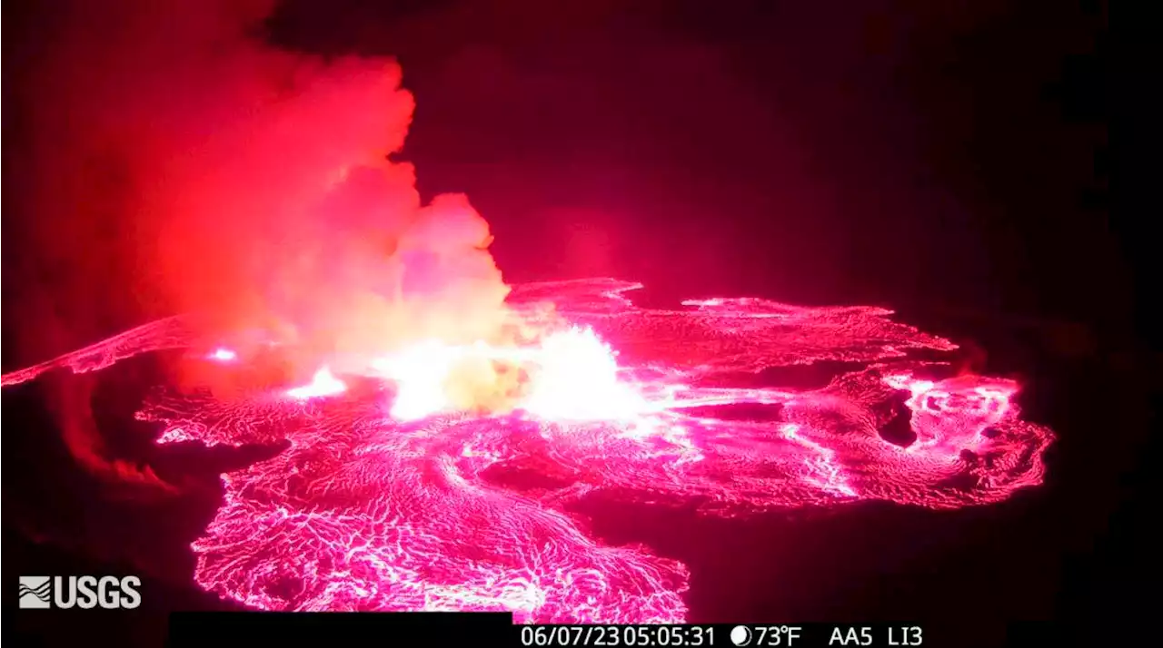 Hawaii's Kilauea volcano erupts with fountains of lava: Photos