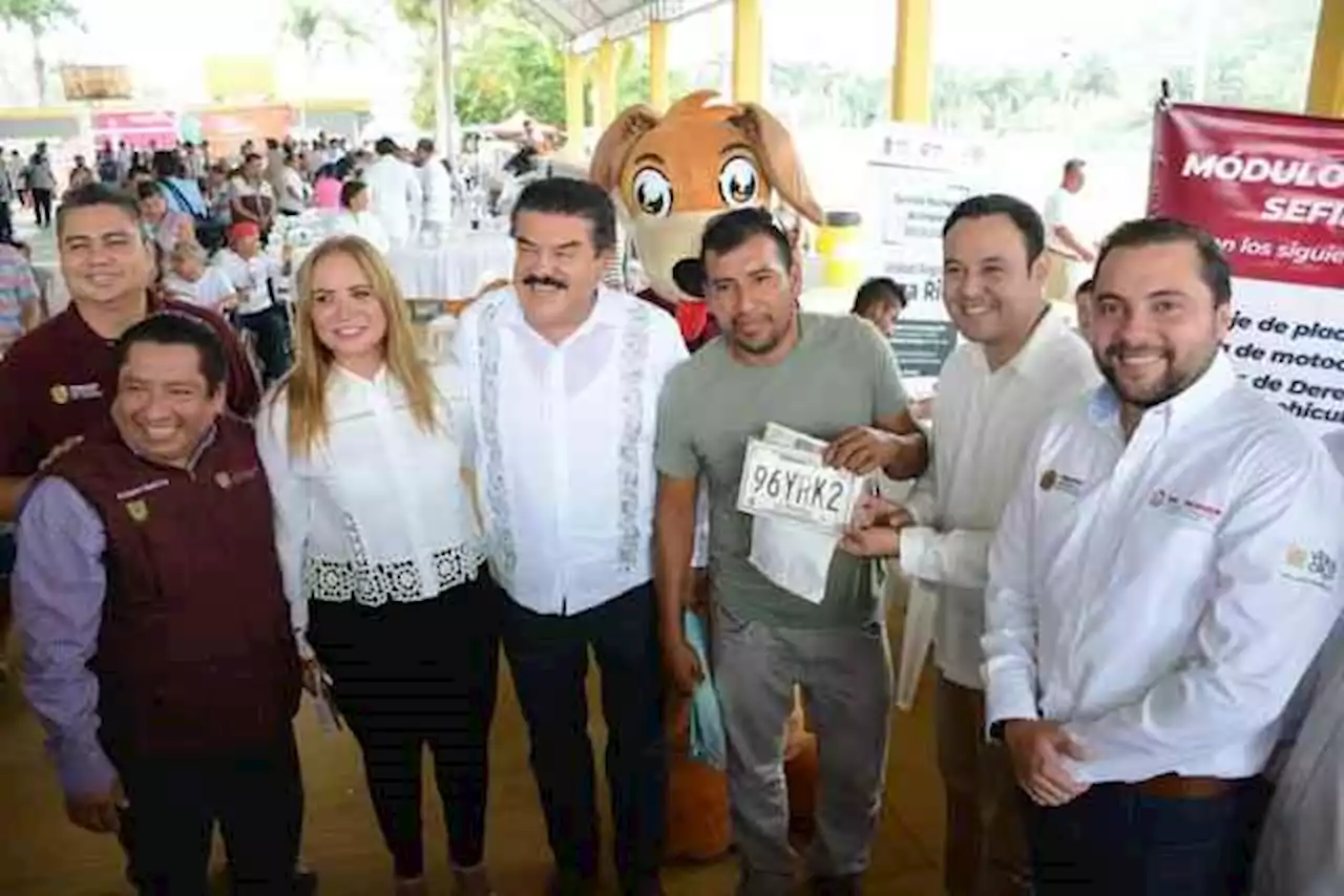 SESVER lleva Jornada de Salud Integral a Tihuatlán