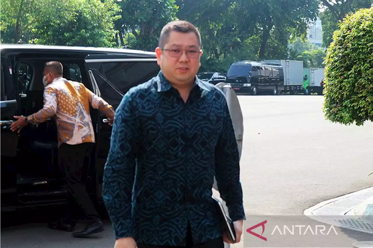 Hary Tanoesoedibjo tiba di Kantor DPP PDI Perjuangan