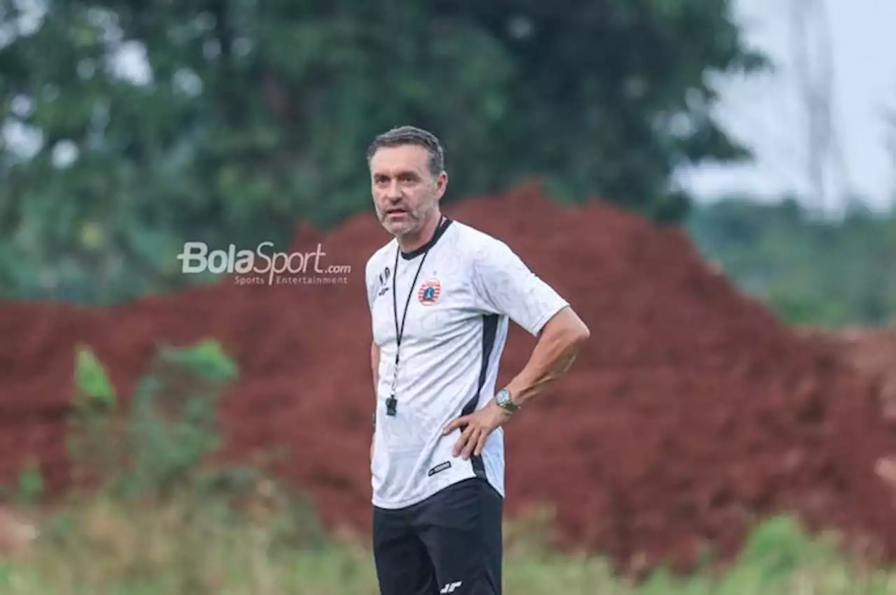 Tak Hiraukan Keluhan STY, Thomas Doll Sebut 2 Pemain Ini Baiknya Berlatih dengan Persija Dibanding Timnas Indonesia - Bolasport.com