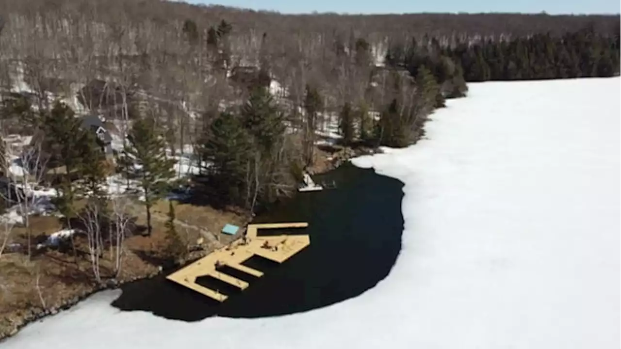 'Mega dock' propels cottagers to seek new rules for aquatic airstrips | CBC News